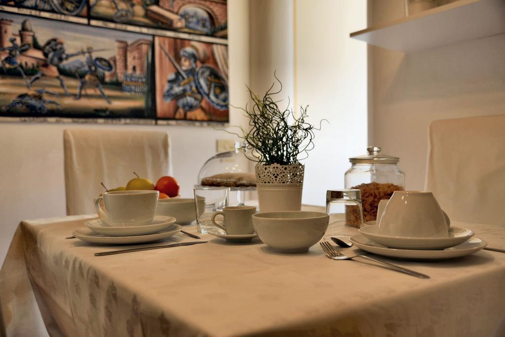 Real Teatro Umberto I Bed & Breakfast Palermo Bagian luar foto